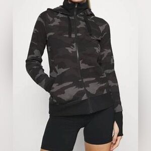 BRAND NEW ATHLETA Triumph Printed Hoodie XS